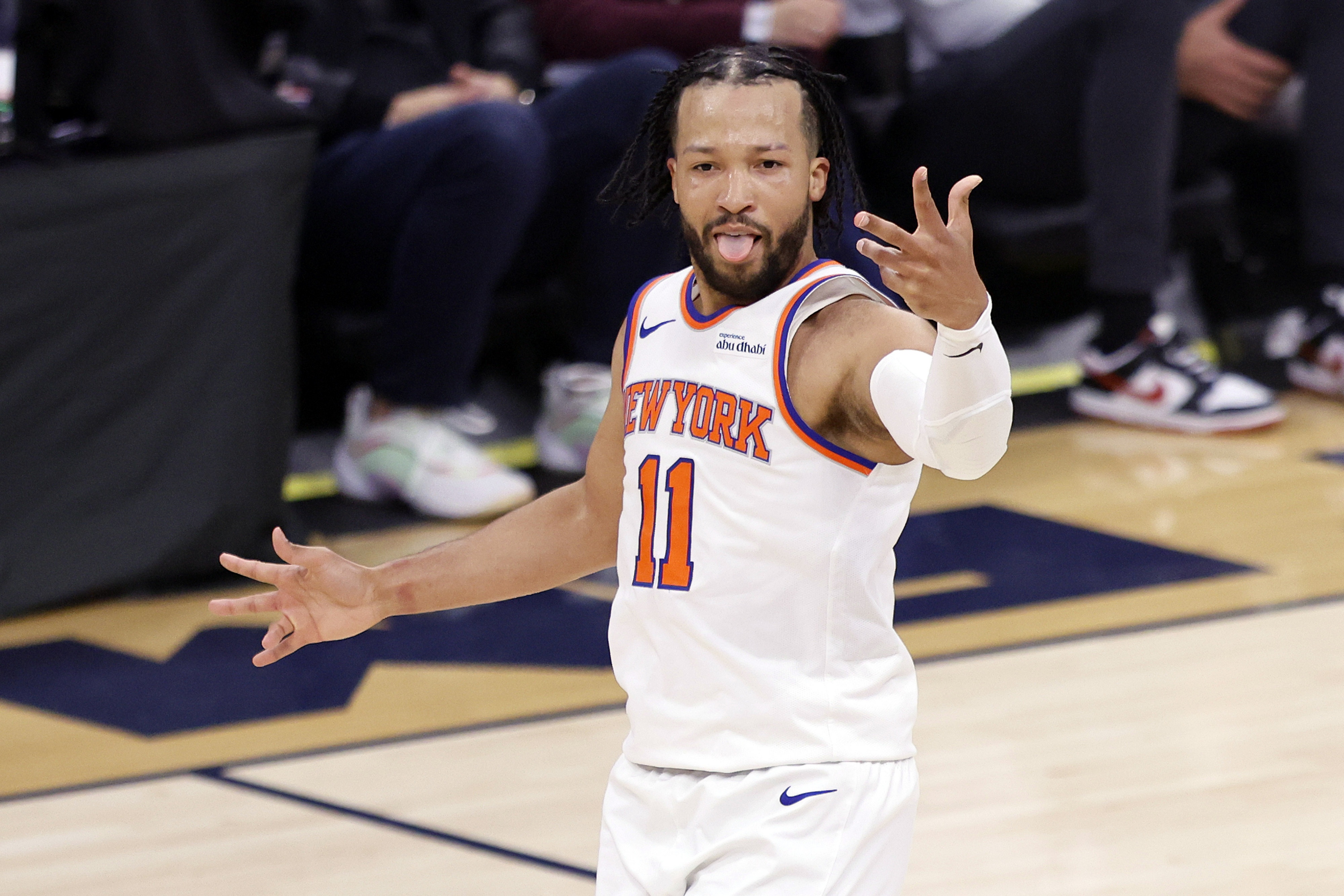 A·史密斯旧账被翻:布伦森全票东决MVP,昔日讥讽‘不是答案’成笑柄 A·史密斯旧账被翻:布伦森全票东决MVP,昔日讥讽‘不是答案’成笑柄