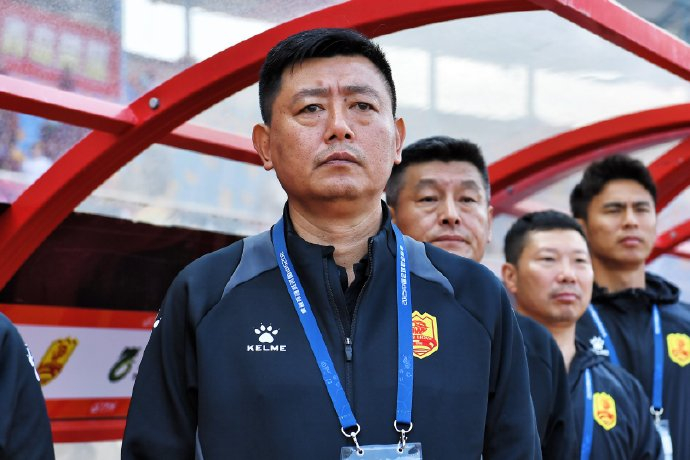 中甲三队齐换帅：嘉定汇龙3-0开门红 苏州换萨尔科 红狮垫底自救