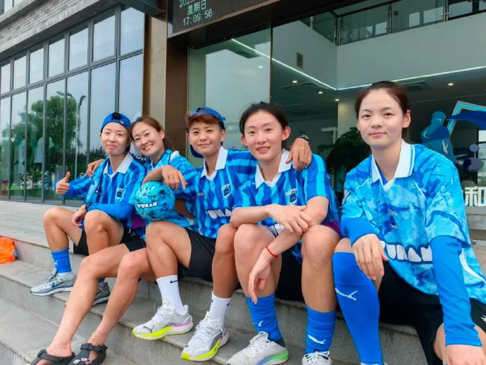 王霜弧线+宋端世界波,武汉女足2-0胡志明市晋级亚冠决赛 王霜弧线+宋端世界波,武汉女足2-0胡志明市晋级亚冠决赛