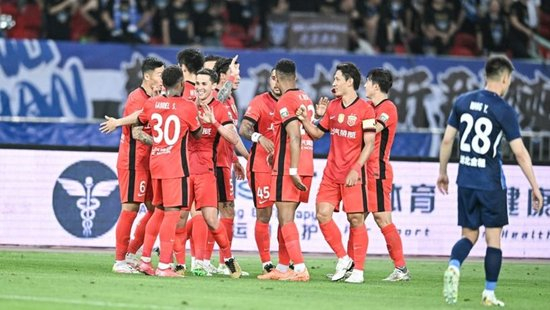 残阵海港客场2-0擒三镇，进攻复苏+幸运三中框