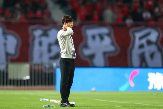 南基一正式解约 河南火速签下葡帅拉莫斯