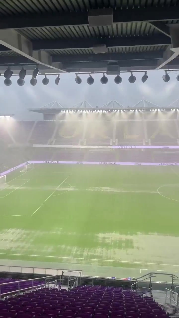 奥兰多特大暴雨致英格兰vs哥斯达黎加热身赛延期