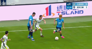 英博3-2绝杀三镇,马莱莱补时破门送对手10轮不胜 英博3-2绝杀三镇,马莱莱补时破门送对手10轮不胜
