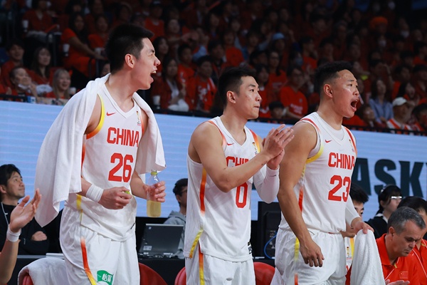 短期休整后中国男篮今日重集结 23人名单增补年轻后场