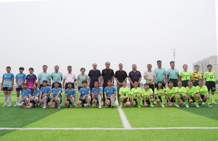 2026亚足联女足日临邑站：女足对抗赛五中vs兴隆中学开踢